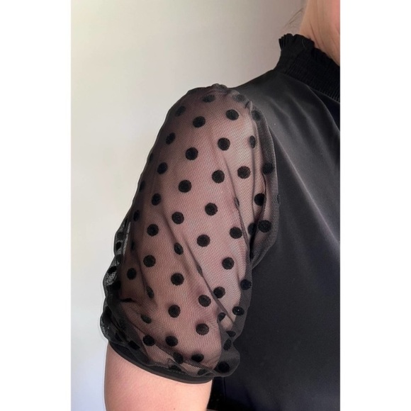 Anne Klein Short sleeved black top with sheer puff sleeves, Size Small - Picture 8 of 16